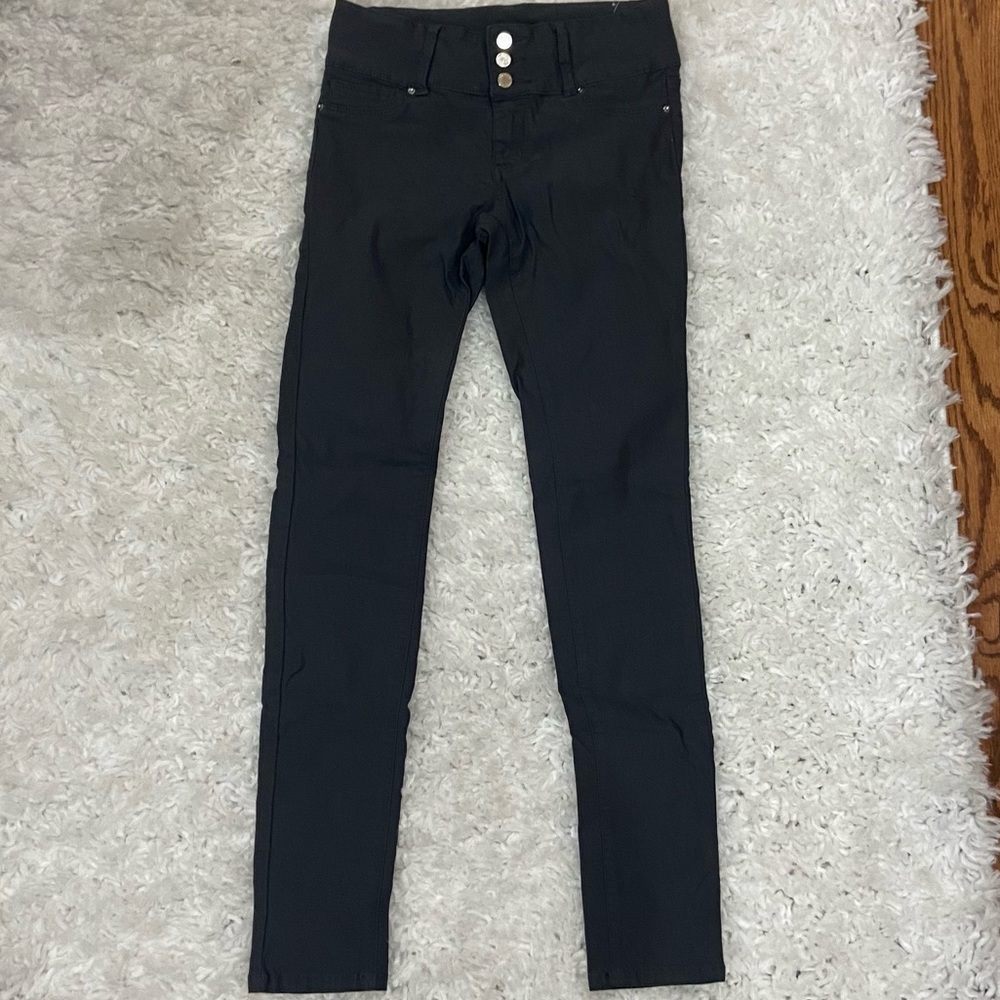Black skinny jeans